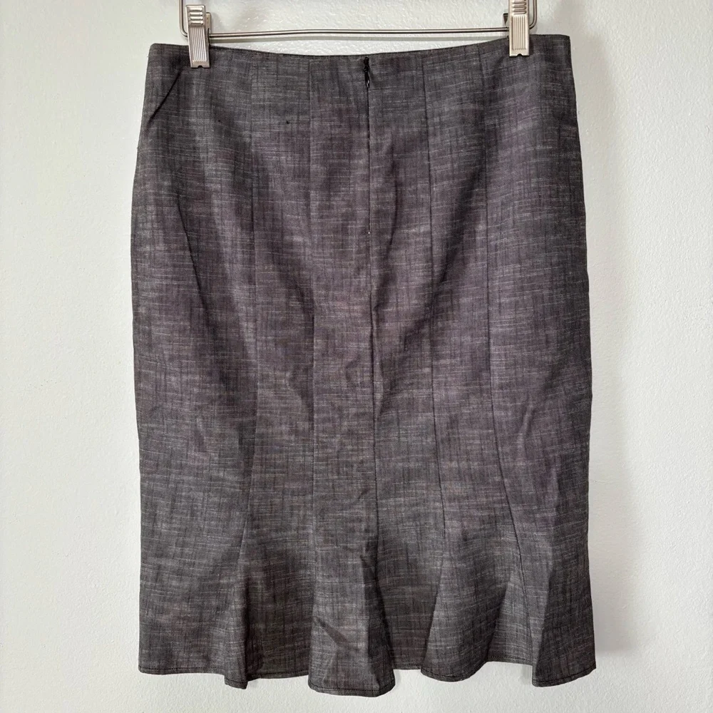 I.Z Byer California Dark Gray Business Office Skirt W/ Button Detail Size 7